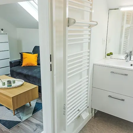 Cap Ocean-17 By Interhome *
